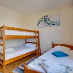 Apartment Makenzy Sandy Beachfront Paradise Larnaca