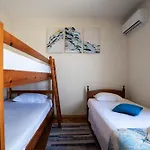 Makenzy Sandy Beachfront Paradise Apartment Larnaca