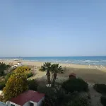 Makenzy Sandy Beachfront Paradise Larnaca