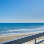Makenzy Sandy Beachfront Paradise Apartment Larnaca