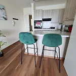 Apartment Makenzy Sandy Beachfront Paradise *
