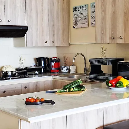 Makenzy Sandy Beachfront Paradise