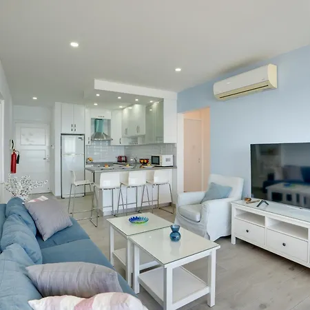 Apartament Makenzy Sandy Beachfront Paradise