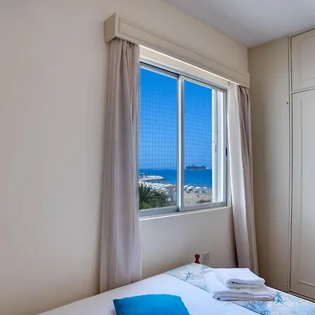 דירה Makenzy Sandy Beachfront Paradise