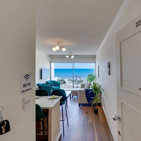 Makenzy Sandy Beachfront Paradise *