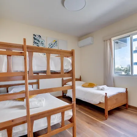 Makenzy Sandy Beachfront Paradise Appartamento *