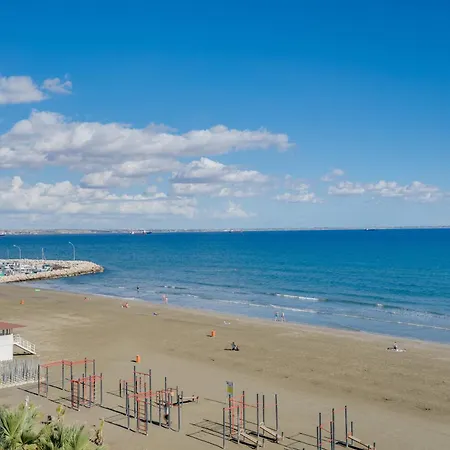 Appartement Makenzy Sandy Beachfront Paradise